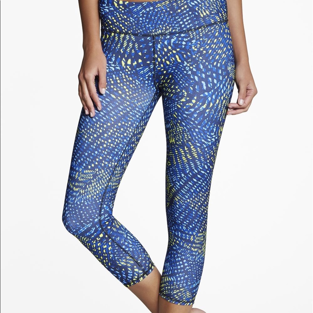 Fabletics salar capri